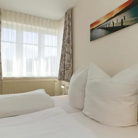 Strandschloesschen Strandschloesschen 17 Ostseebad Kühlungsborn